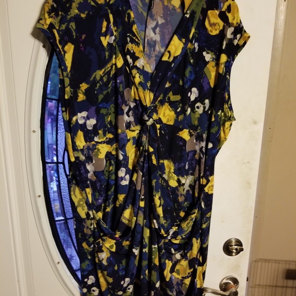 3x knot front dress 28" pit to pit